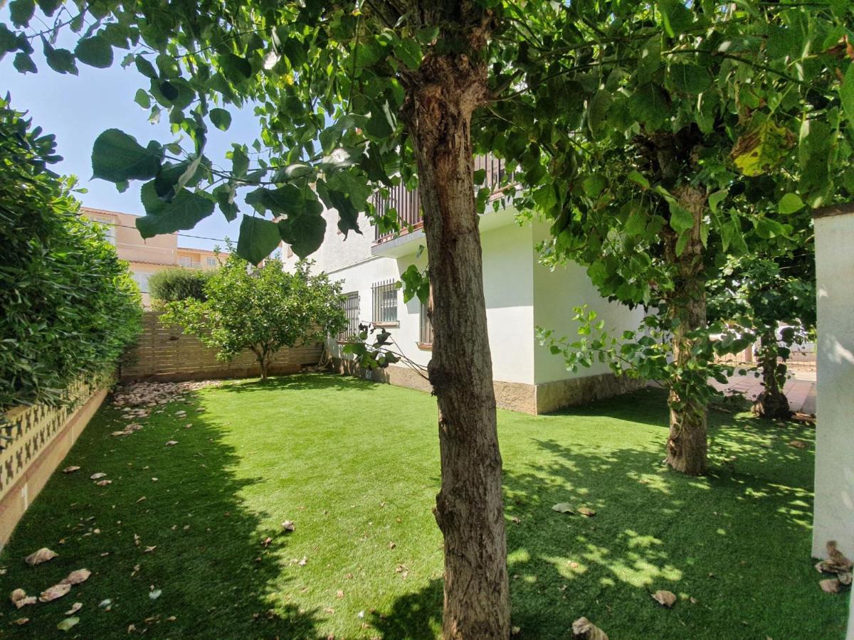 Holiday Home Villa Guapa أولاستارتيت المظهر الخارجي الصورة